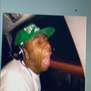 Meet your Posher, Rojas diaz